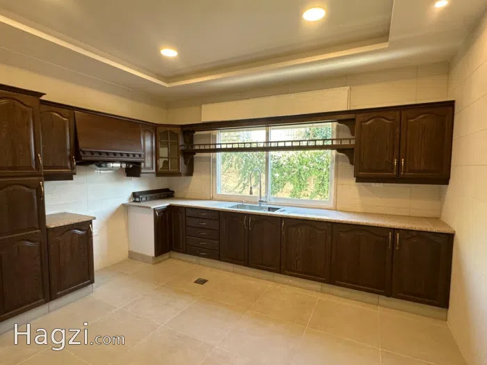Semi furnished apartment for rent in 4th Circle - Secondary Image 3