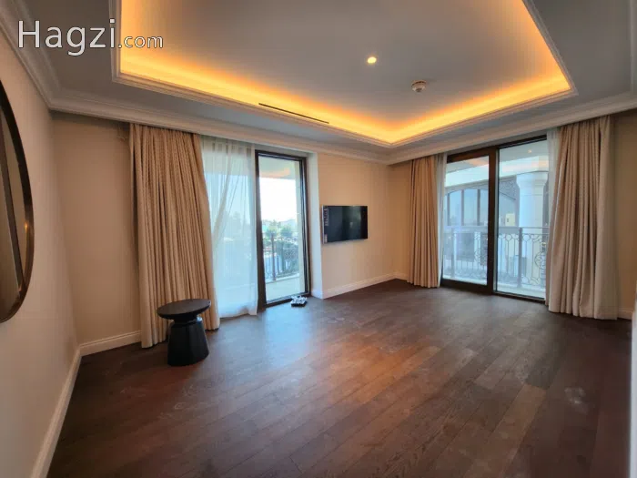 Stunning property in Ritz Carlton - Secondary Image 1