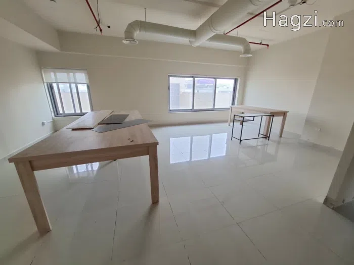 Unfurnished office for rent