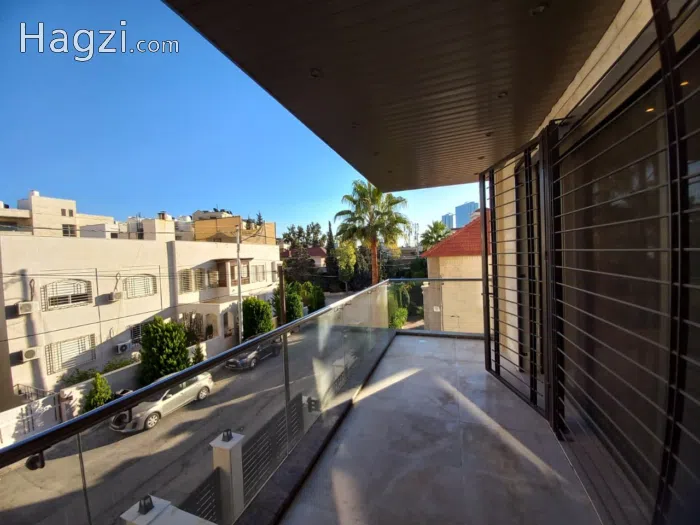 Unfurnished Four Bedrooms Apartment for Rent in Um Uthaina