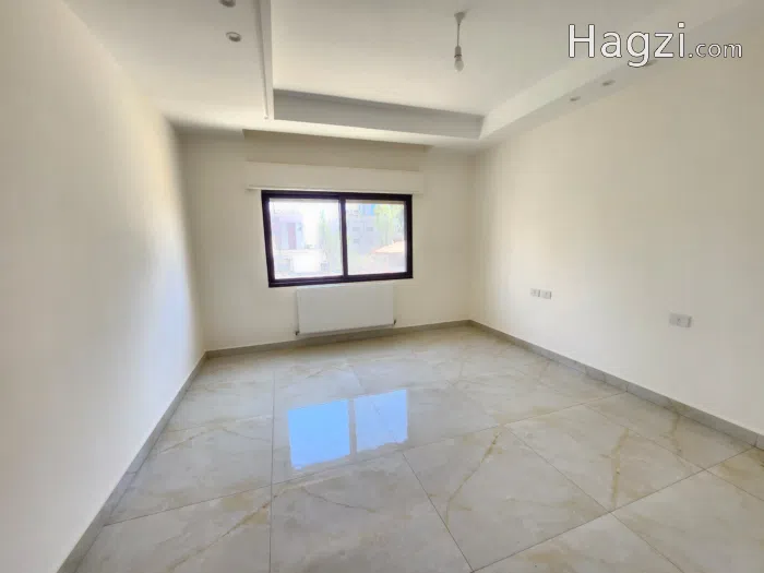 Apartment For Sale In Um Uthaina - Secondary Image 3