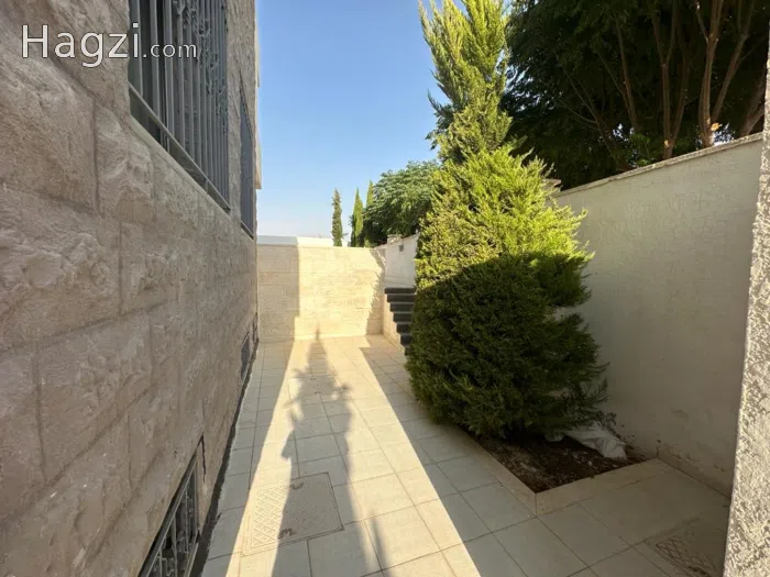 Villa for sale in Airport st. - Secondary Image 2