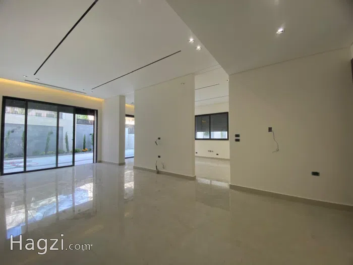 Apartment for Sale - Secondary Image 1