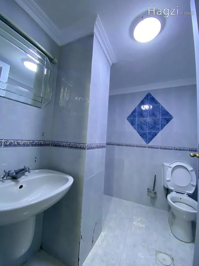 UnFurnished Apartment For Rent In Um Al Summaq - Secondary Image 3