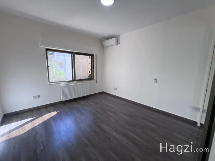 Three bedroom Apartment for Sale - Secondary Image 2