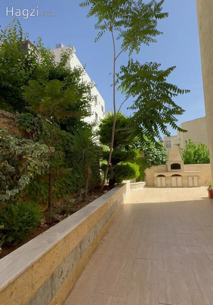Unfurnished apartment to Rent - Secondary Image 2