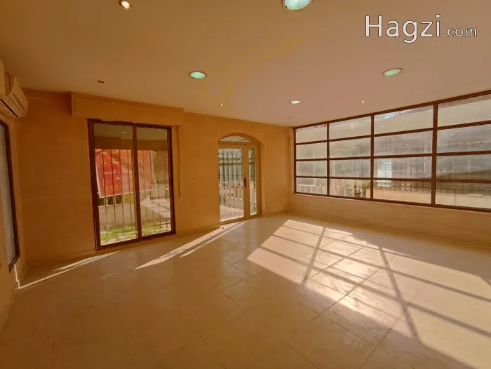 Not Furnished Apartment to Rent 200sqm