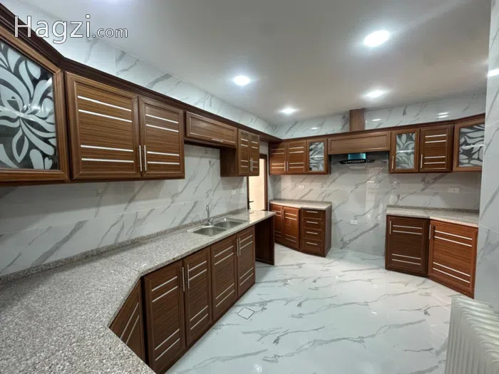 Unfurnished apartment for rent in Swefiyeh - Secondary Image 3