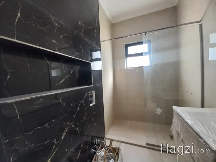Apartment For Sale in Deir Ghbar - Secondary Image 2