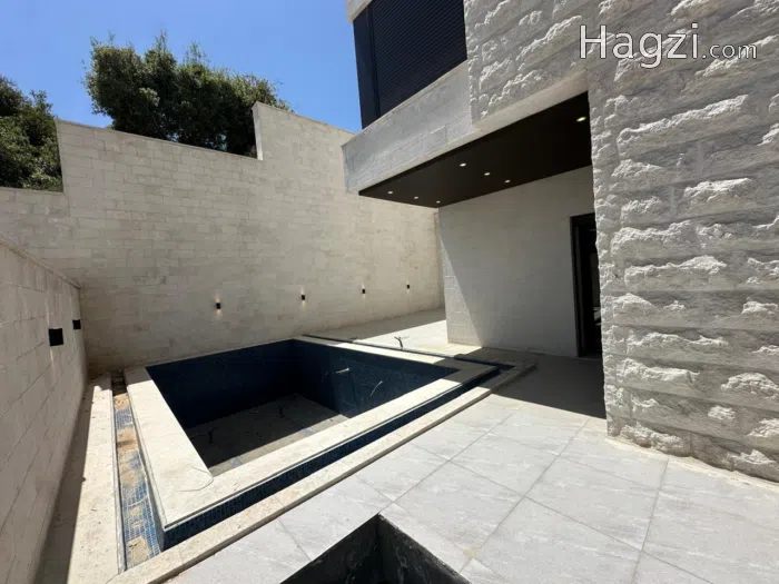 Villa for sale in Dabouq - Secondary Image 2