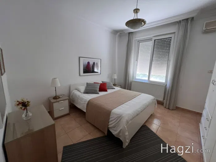 Three bedroom apartment for rent - Secondary Image 3