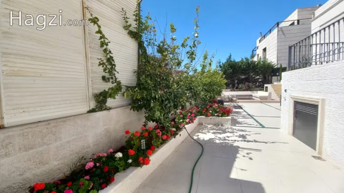 Semi Furnished Villa For rant in Abdoun - Secondary Image 3