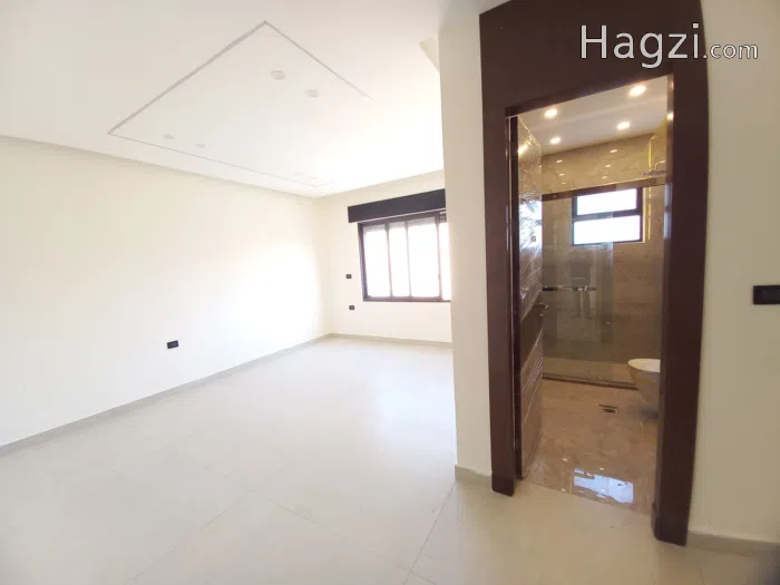 Four Bedrooms Apartment for sale in Deir Ghbar - Secondary Image 2