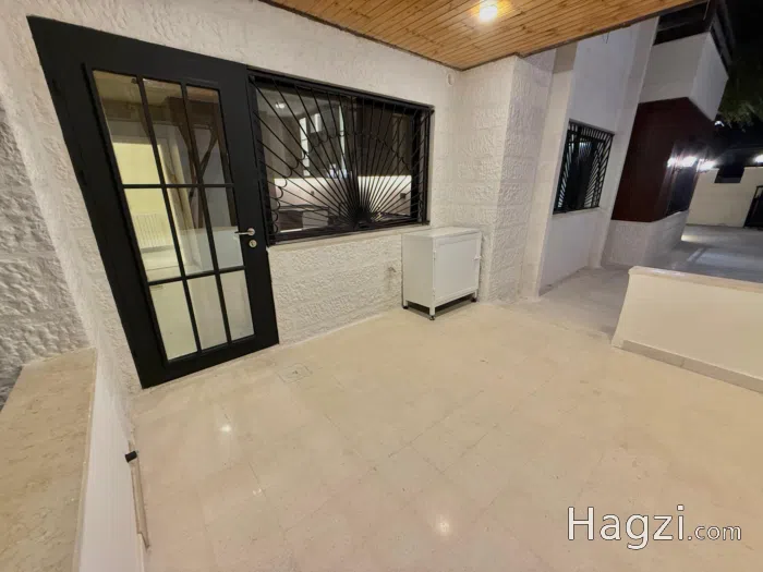 Unfurnished apartment to Rent  - Secondary Image 1