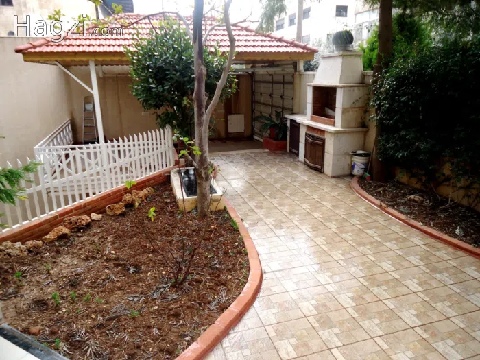 5 Bedroom part of a Villa for rent  - Secondary Image 2