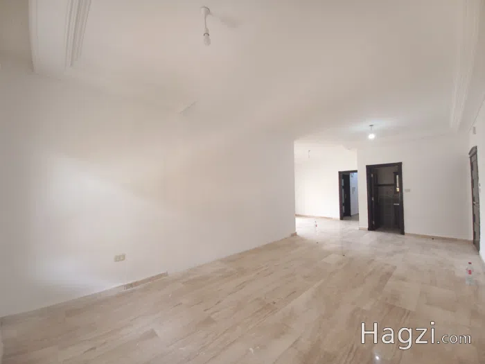 Unfurnished Apartment for rent in khalda 