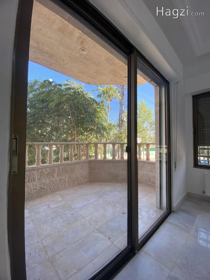 Unfurnished apartment to Rent - Secondary Image 1