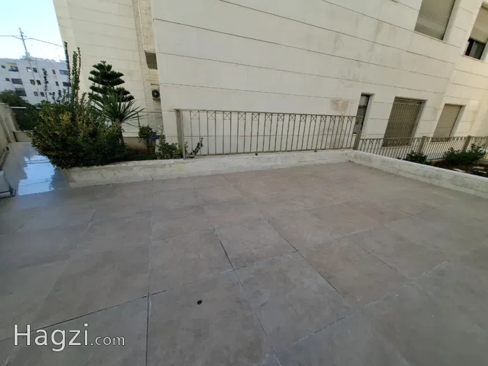 Furnished Apartment to Sale  - Secondary Image 1