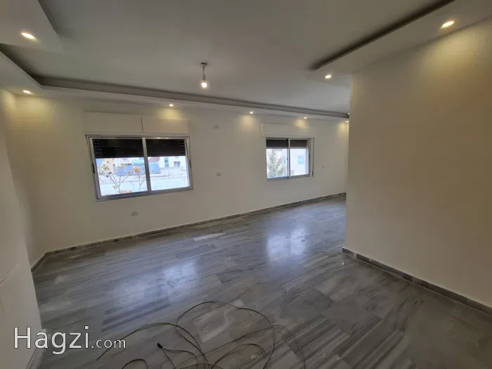 Unfurnished apartment to Rent  - Secondary Image 2