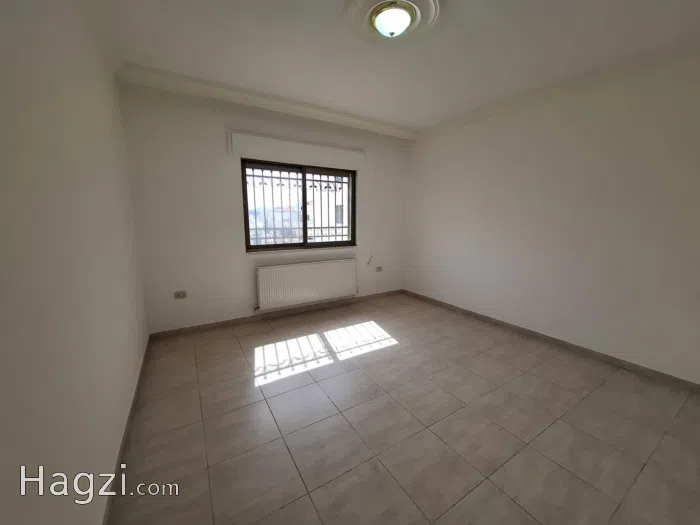 Unfurnished Apartment to Sale  - Secondary Image 3