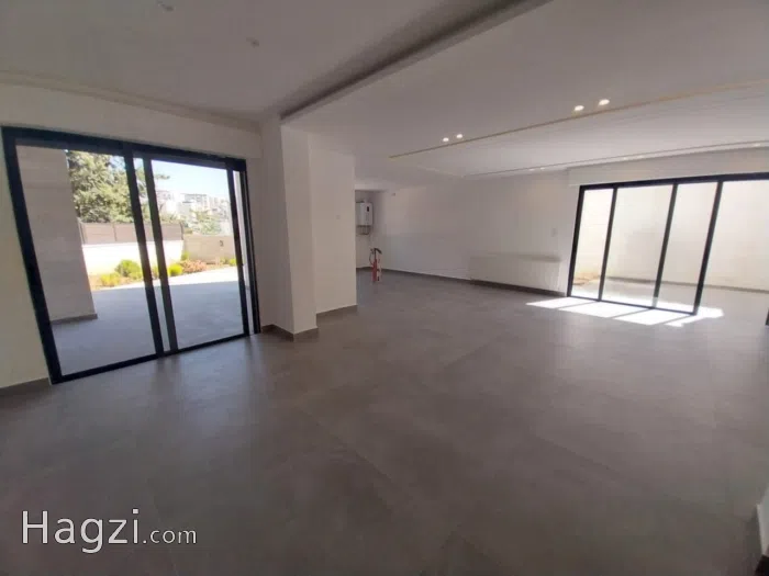 Unfurnished apartment to Rent  - Secondary Image 1