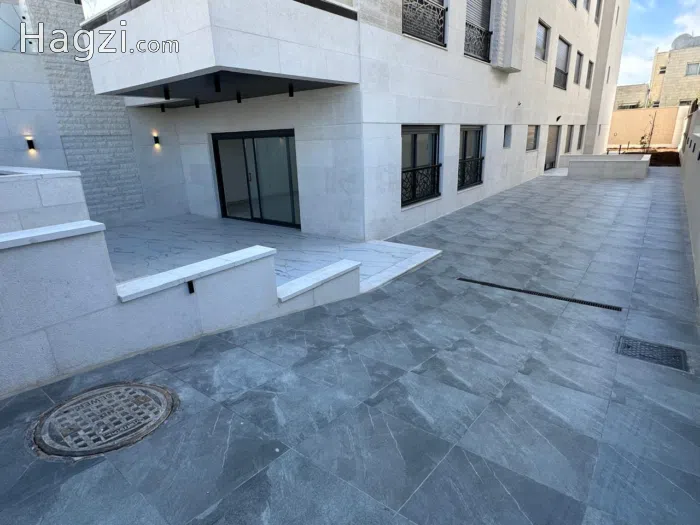 Unfurnished aparment for Sale in Dahyet Al Nakheel - Secondary Image 3