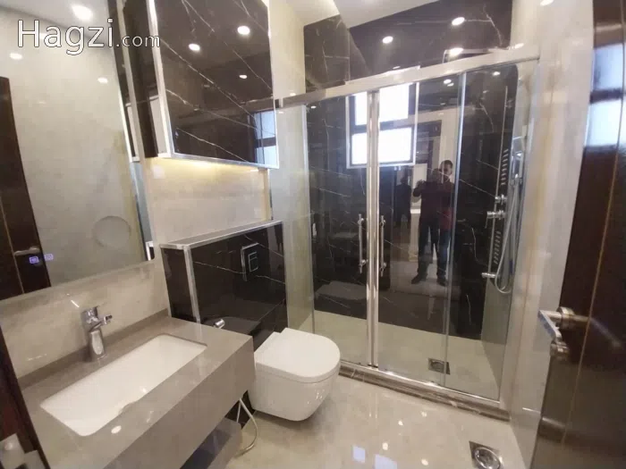 Unfurnished apartment to Rent  - Secondary Image 2