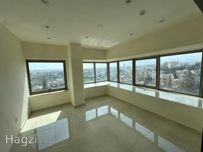 Office For rent in 4th Circle