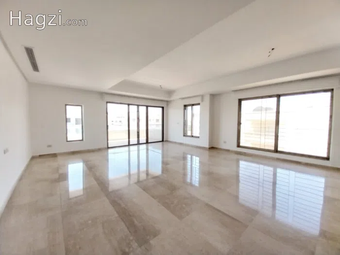 Studio for rent in Deir Ghbar with a roof on the upper floor - Secondary Image 1