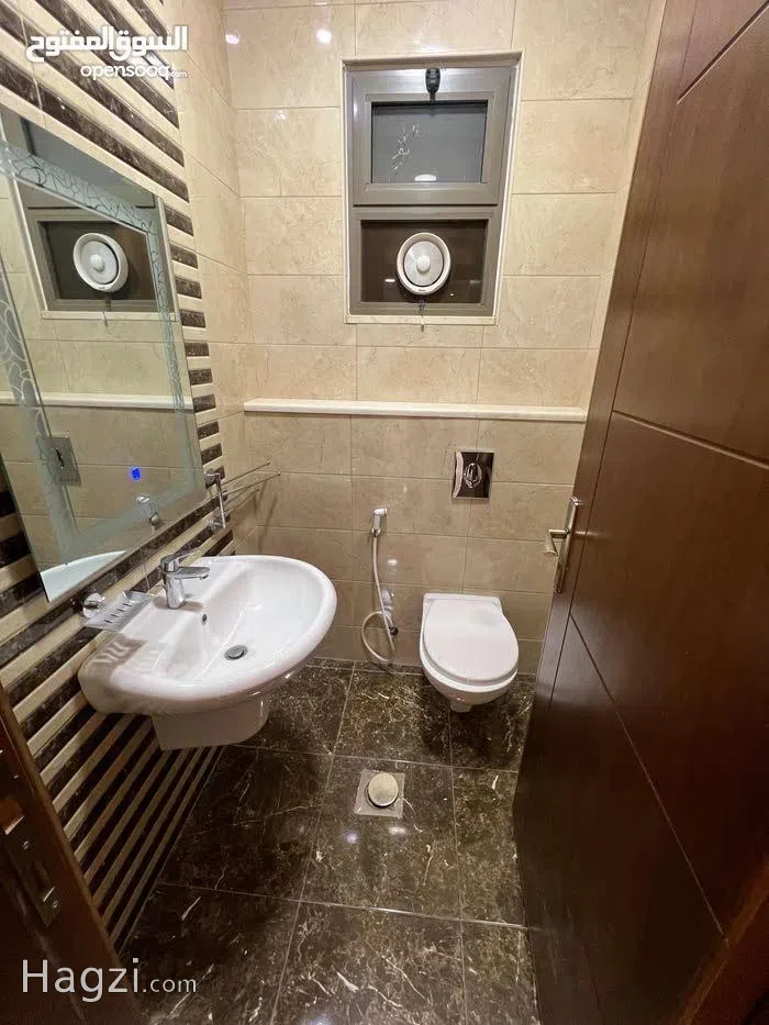 Unfurnished apartment to Rent  - Secondary Image 2