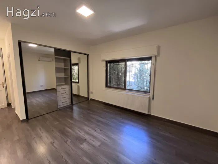 Three bedroom Apartment for Sale - Secondary Image 3