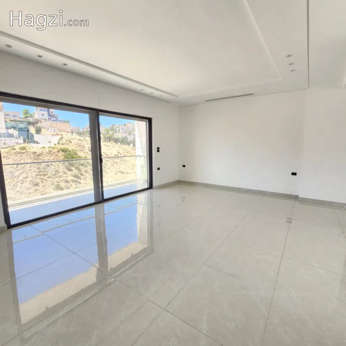 Unfurnished apartment for sale - Secondary Image 2