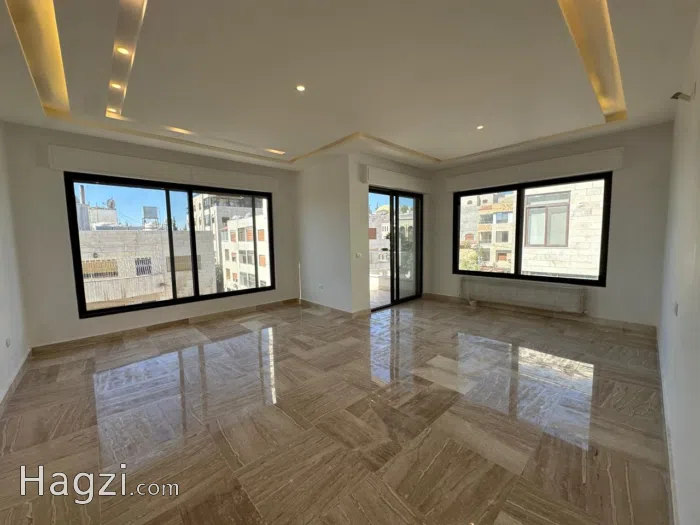 Unfurnished apaerment for Sale in Al Shmesani