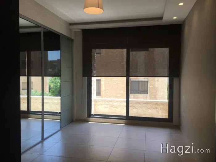 unfurnished apartment for sale - Secondary Image 2