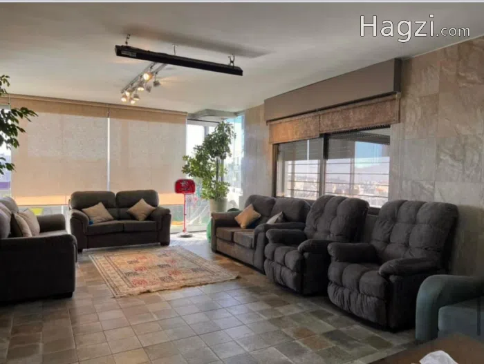 Luxury Apartment with Roof for Sale