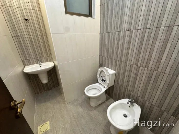 Unfurnished apartment for rent in Hay Al Sahabah - Secondary Image 3