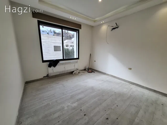 Unfurnished apartment to Rent  - Secondary Image 2