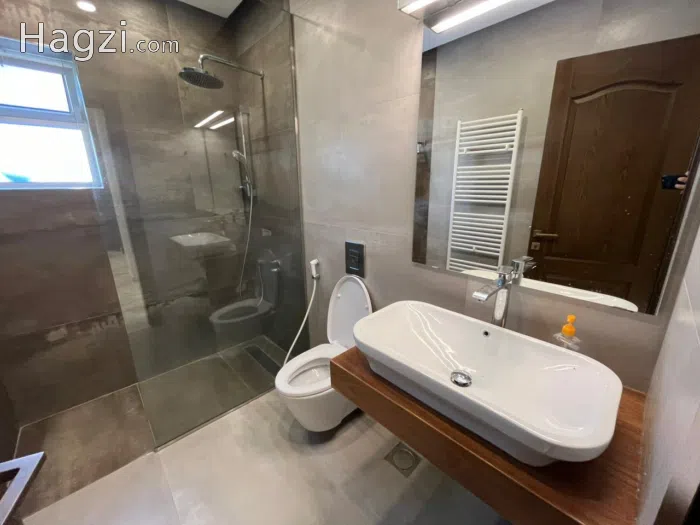 Apartment For Rent in Al Shmesani - Secondary Image 1