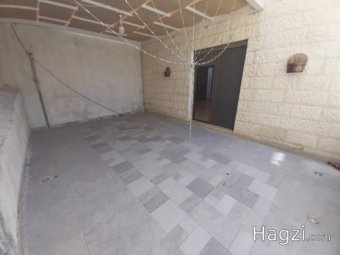 Unfurnished apartment to Rent 