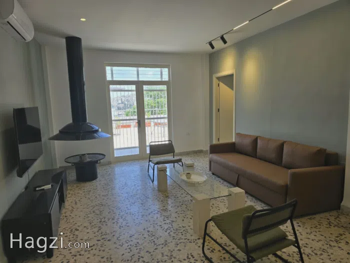 Two bedroom Roof for rent - Secondary Image 1