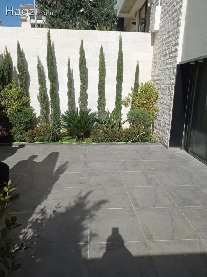 Unfurnished apartment for sale 