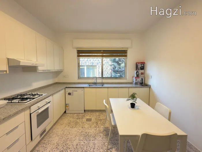 Two bedroom apartment for rent - Secondary Image 3