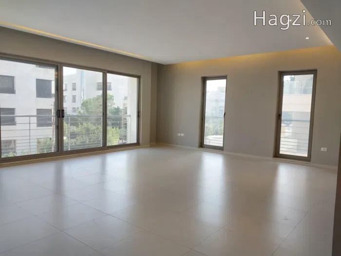 Not Furnished Apartment to Rent 350sqm