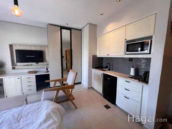 Cozy 1-Bedroom Apartment in the Heart of Jabal Weibdeh - Secondary Image 3