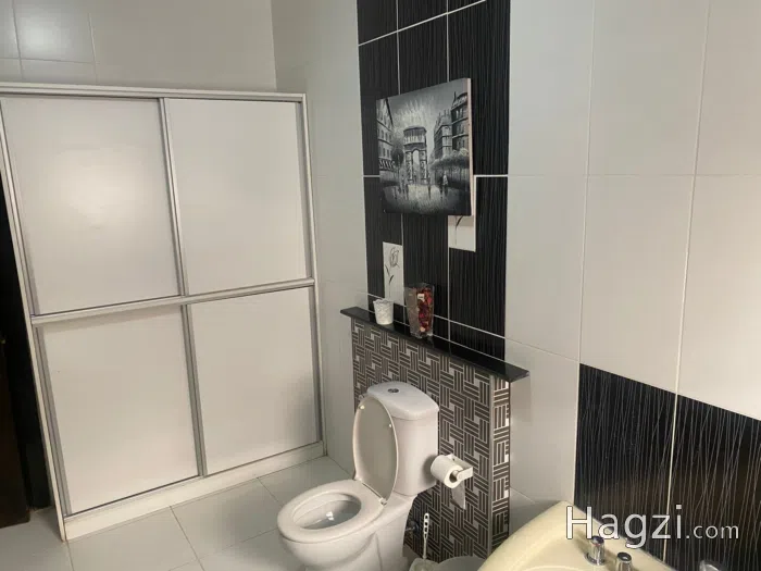  Elegant 4-Bedroom Villa in Marj Al Hamam - Secondary Image 3