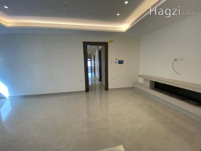 Apartment for Sale In Dahyet Al Nakheel - Secondary Image 2