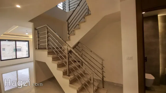 Apartment For Sale In 4th Circle - Secondary Image 2