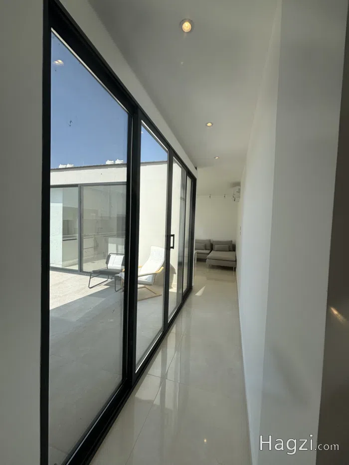 Stunning Rooftop For Rent next to Business Park  - Secondary Image 2