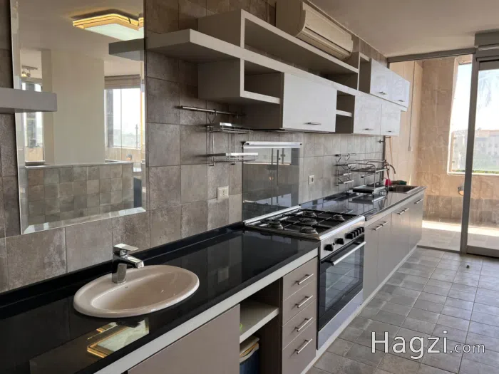 Luxury Apartment with Roof for Sale - Secondary Image 3
