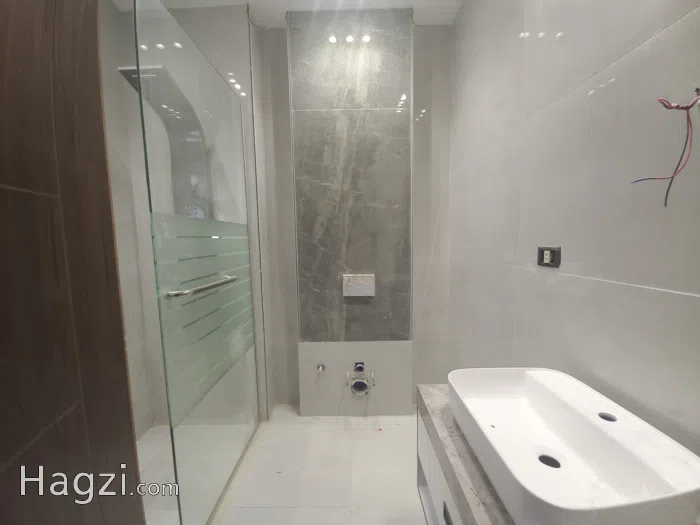 Apartment For Sale In Um Al Summaq - Secondary Image 3